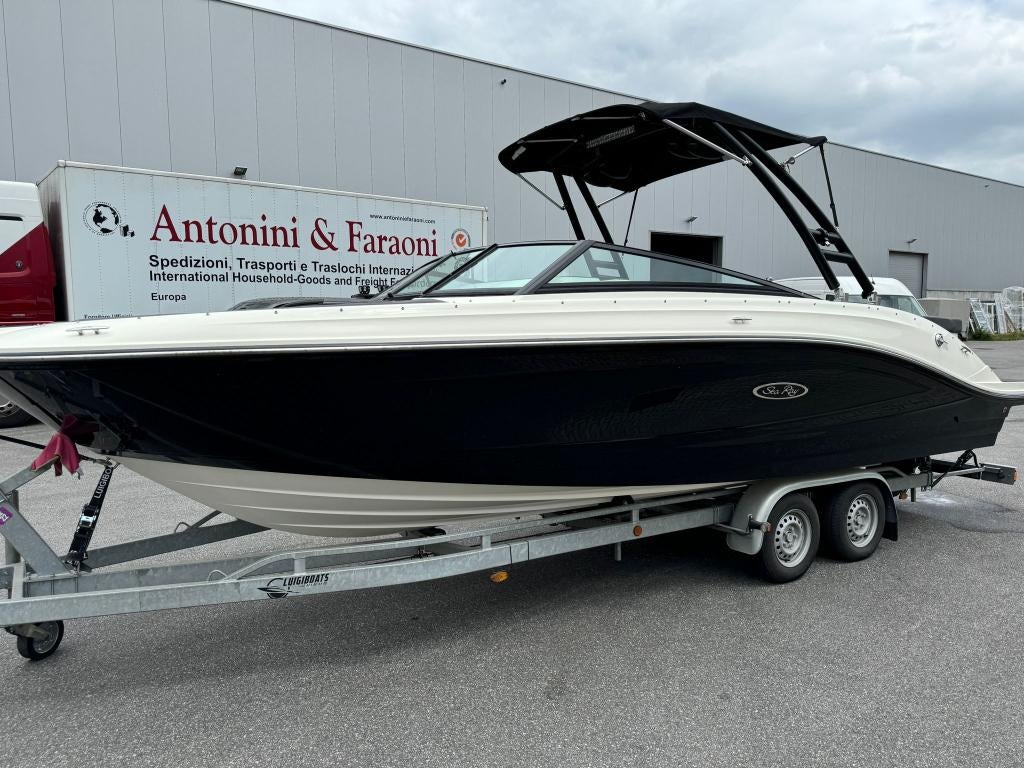 sea ray spx 230 van 2020, Watersport en Boten, Speedboten, Zo goed als nieuw, 6 meter of meer, Benzine, 200 pk of meer, Polyester