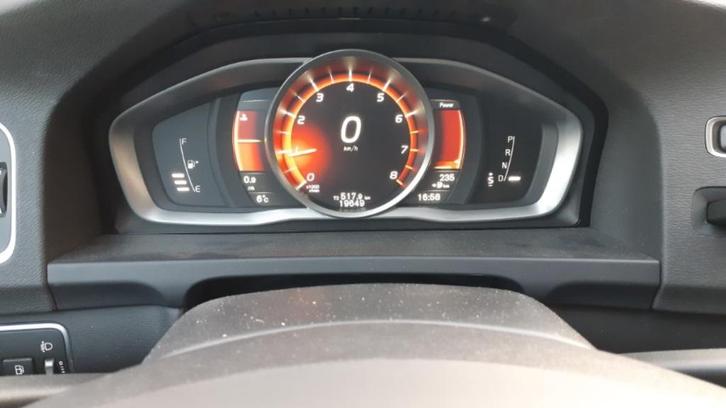 Volvo S60 T3, Autos, Volvo, Particulier, S60, ABS, Caméra de recul, Phares directionnels, Régulateur de distance, Air conditionné