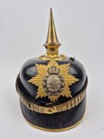 Pickelhaube, pinhelm Saksen met kogelgat ,WO1,WW1, Verzamelen, Militaria | Algemeen, Verzenden, Helm of Baret
