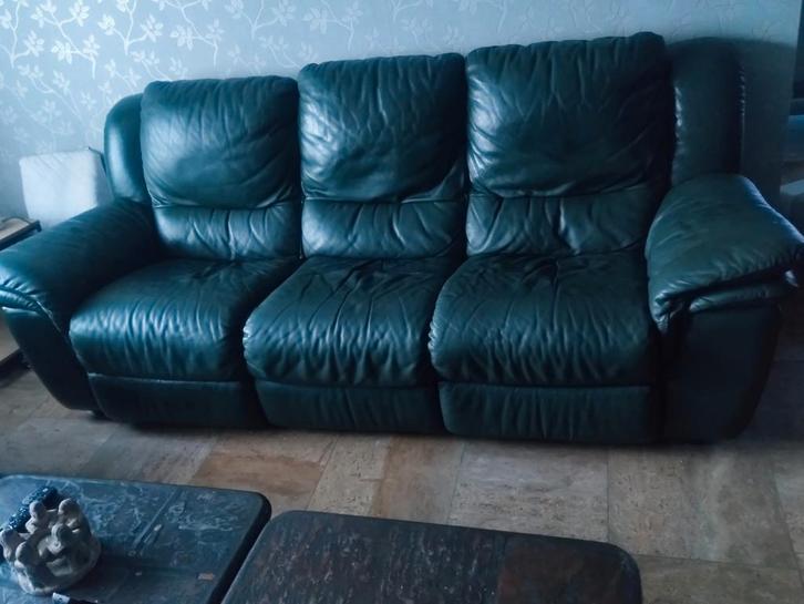 Lederen groene 2 pers. en 3 pers. zitbank met 2 relaxen, Huis en Inrichting, Zetels | Zetels, Gebruikt, Rechte bank, 200 tot 250 cm