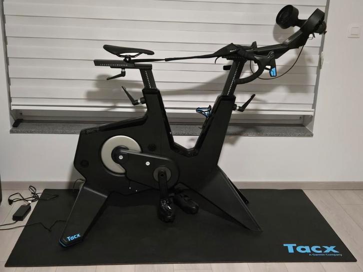 TACX TRAINER NEO BIKE SMART, Sport en Fitness, Wielrennen, Zo goed als nieuw, Ophalen