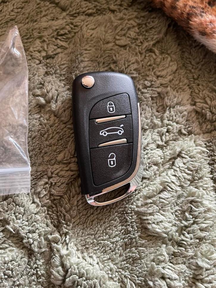 Vervangend sleutelhuisje ter vervanging van de versleten, Auto-onderdelen, Klein materiaal, Citroën, Peugeot, Ophalen of Verzenden