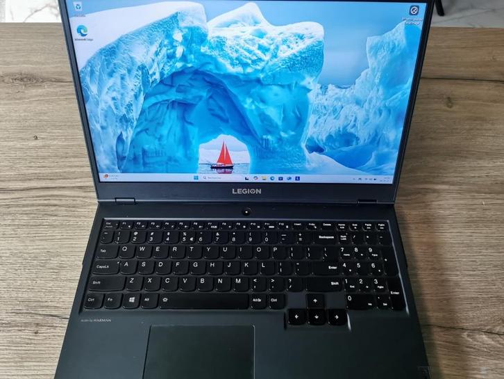 Lenovo Legion 5 15IMH Puissant pour gaming/bureautique, Computers en Software, Desktop Pc's, Refurbished, 3 tot 4 Ghz, SSD, 16 GB