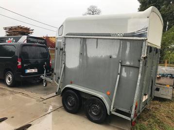 Trailer te koop beschikbaar voor biedingen