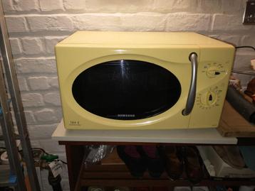 Micro-ondes Samsung, Gril, Comme neuf, Enlèvement, 45 à 60 cm
