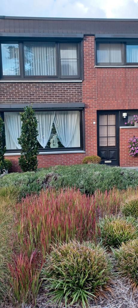 Halfopen woning op wandelafstand van centrum Genk, Immo, Huizen en Appartementen te koop