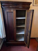 Antieke linnenkast, Enlèvement