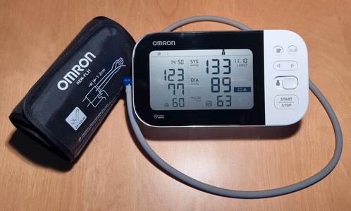 Omron M7 Intelli IT bovenarm bloeddrukmeter (met Bluetooth), Diversen, Verpleegmiddelen, Zo goed als nieuw, Ophalen