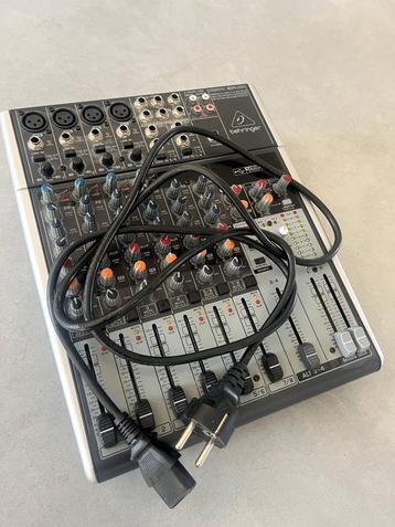 Behringer XENYX 1204USB, Enlèvement, Utilisé, 10 à 20 canaux, Entrée micro