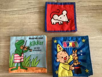 3 voel -en ontdekboekjes, waaronder ééntje van Bumba beschikbaar voor biedingen