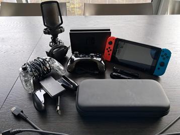 Nintendo switch met controllers en micro beschikbaar voor biedingen