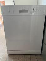 Vaatwasmachine in nieuwe staat, Elektronische apparatuur, Vaatwasmachines, Ophalen, Zo goed als nieuw, Vrijstaand, Kort programma