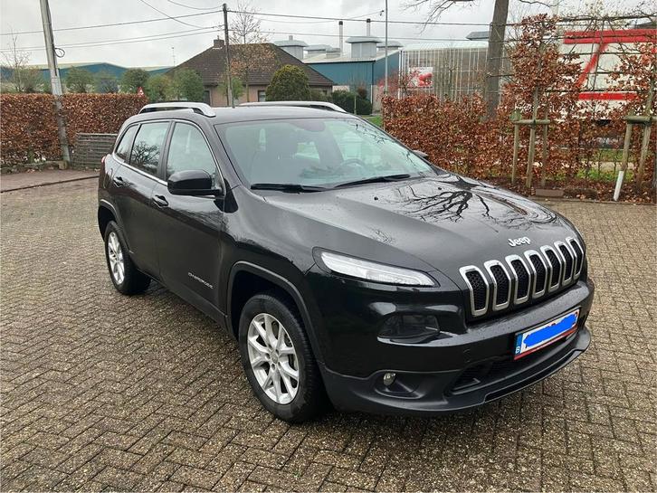 Jeep Cherokee 2.0 longitude bj 2015. IZGST!!!, Autos, Jeep, Particulier, Cherokee, 4x4, ABS, Caméra de recul, Airbags, Air conditionné