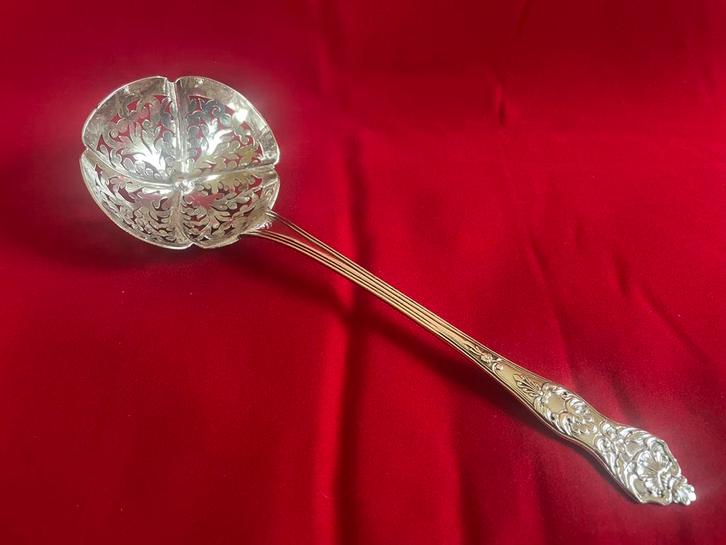 Unieke massief zilveren strooilepel  XIXe E.   950/000, Antiek en Kunst, Antiek | Zilver en Goud, Zilver, Verzenden