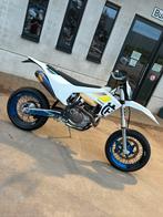 HUSQVARNA 450 UIT HET JAAR 2018, 450 cc, Particulier, Enduro, Minimaal motorrijbewijs A2