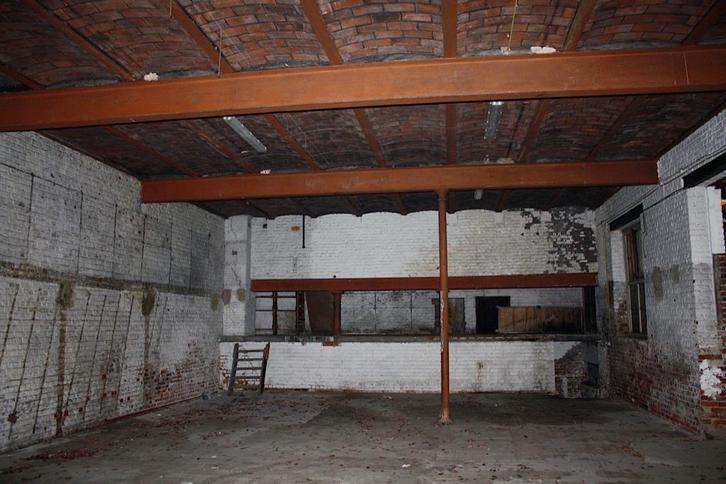 Te huur: werkplaats - magazijn, Zakelijke goederen, Kantoor en Winkelinrichting | Magazijn, Stelling en Opslag, Ophalen of Verzenden