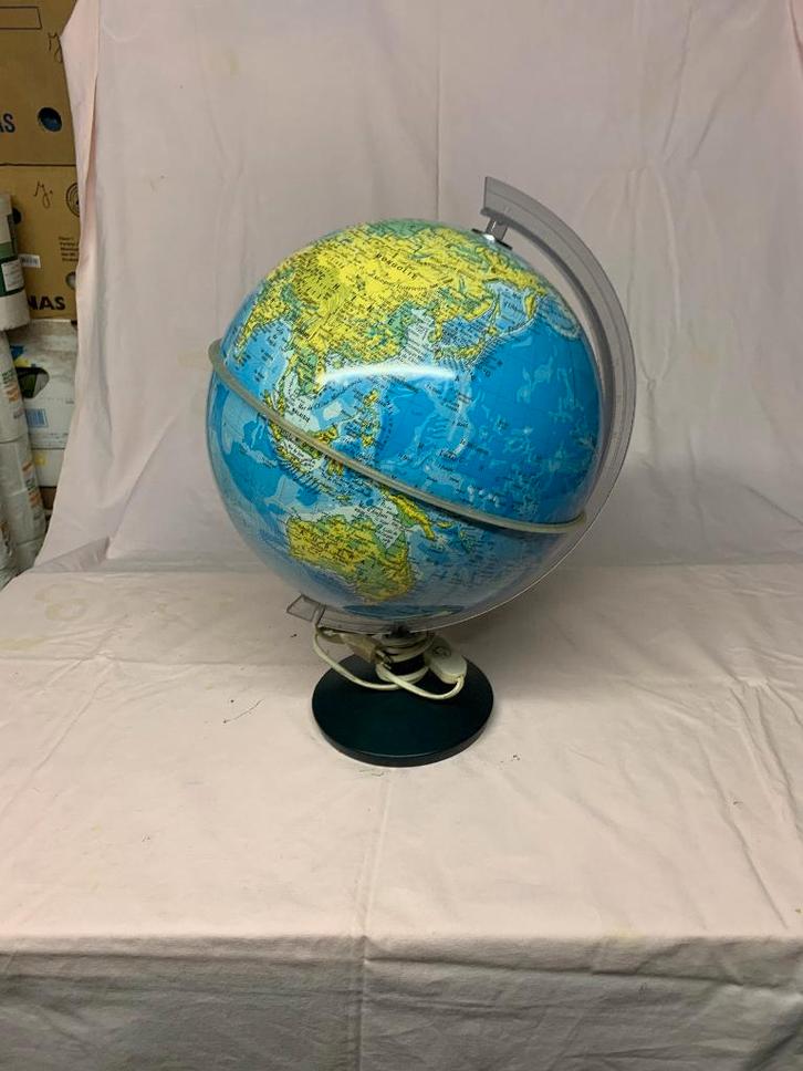 Wereldbol met verlichting, Huis en Inrichting, Woonaccessoires | Wereldbollen, Ophalen of Verzenden