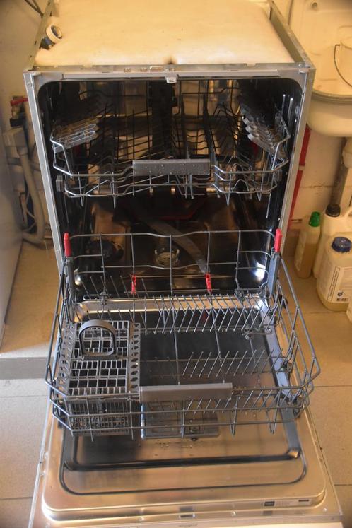 Vaatwasser inbouw Whirlpool, Elektronische apparatuur, Vaatwasmachines, Gebruikt, Inbouw, 85 tot 90 cm, 45 tot 60 cm, Energieklasse A of zuiniger