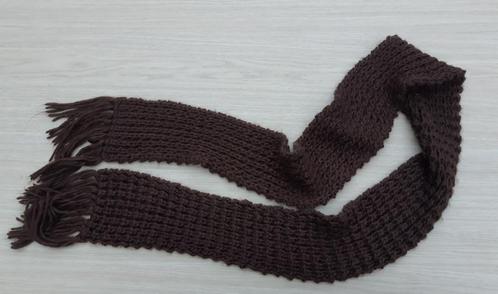Een donkerbruine warme zachte sjaal - ca 240 cm lang, Kleding | Dames, Mutsen, Sjaals en Handschoenen, Zo goed als nieuw, Sjaal