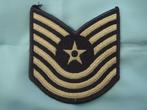 USAF # 8 - MASTER SERGEANT (1 ex), Verzamelen, Militaria | Algemeen, Ophalen of Verzenden, Luchtmacht, Embleem of Badge