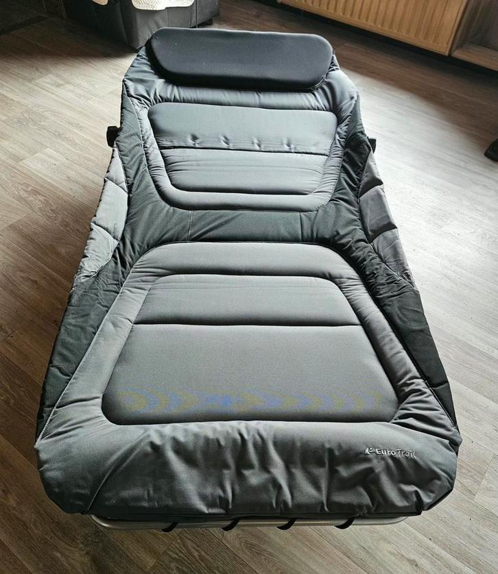 Opklapbaar campingbed, Caravans en Kamperen, Kampeermeubelen, Zo goed als nieuw, Ophalen