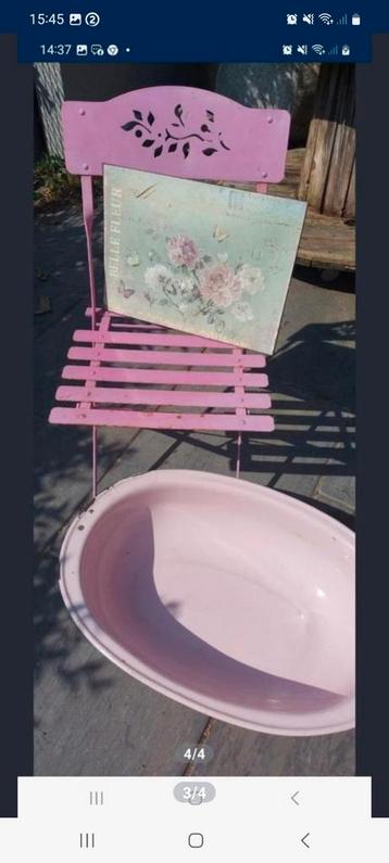 Decoratiesetje ..stoel metalen postkaart en vintage badje