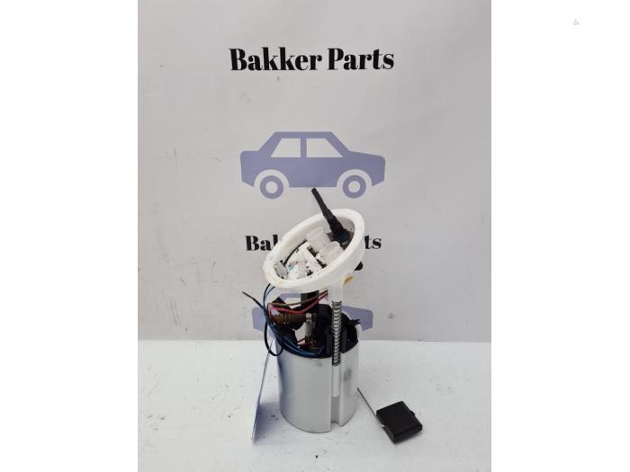 Benzinepomp van een BMW 1-Serie, Auto-onderdelen, Brandstofsystemen, BMW, Gebruikt, 3 maanden garantie