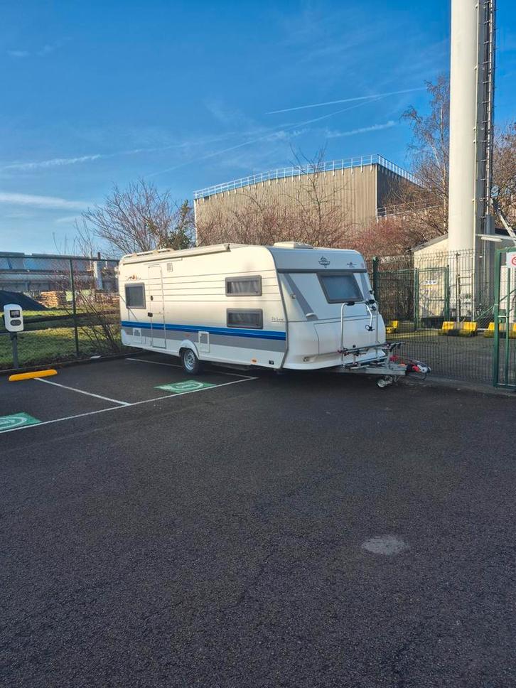 ✅ TE HUUR CARAVAN 5 pers ✅stapelbed✅ airco/verwarming🍂🍂, Caravanes & Camping, Caravanes, Particulier, jusqu'à 5, 1250 - 1500 kg