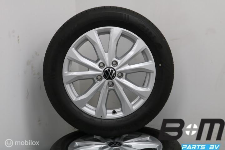 NIEUWSTAAT! Org. 17 inch velgen VW Caddy 2K7! 2K7601025A, Auto-onderdelen, Banden en Velgen, Banden en Velgen, Zomerbanden, 17 inch
