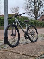 C100 wheelie bike. Nieuwstaat, Ophalen