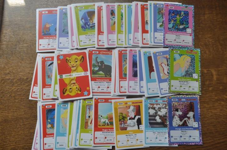 DELHAIZE/CORA  COMPLETE SET 120 KAARTEN DISNEY, Hobby en Vrije tijd, Stickers en Plaatjes, Zo goed als nieuw, Meerdere plaatjes