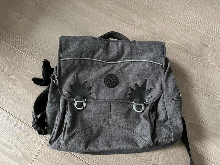 Kipling boekentas INIKO grijs, Handtassen en Accessoires, Tassen | Schooltassen, Zo goed als nieuw, Grijs, Ophalen of Verzenden