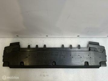 Bodemplaat Voorbumper Audi Q3 F3 A83 ORIGINEEL 83A807611 beschikbaar voor biedingen