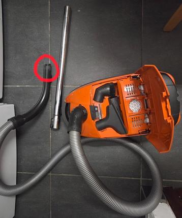 Miele S511 stofzuiger - mondstuk beschadigd beschikbaar voor biedingen