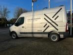 Renault Master Fourgon L2H2 3.5T 2.3, Auto's, Bestelwagens en Lichte vracht, Te koop, 0 kg, Zilver of Grijs, 0 min