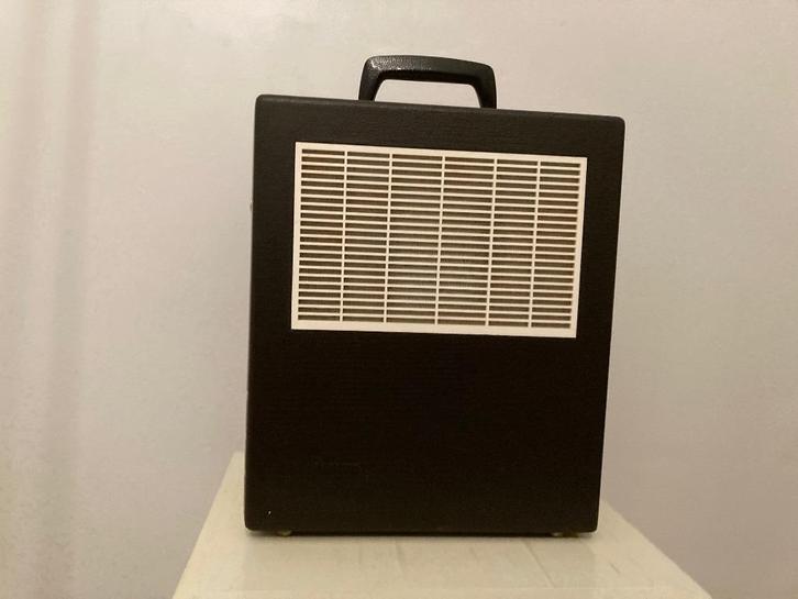 Vintage draagbare platenspeler Akzent Made in DDR 1971-1972, Antiek en Kunst, Antiek | Tv's en Audio, Ophalen of Verzenden