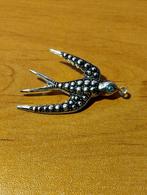 Broche/pendentif hirondelle vintage année 50-60, Bijoux, Sacs & Beauté, Bijoux anciens, Enlèvement, Autres matériaux, Broche