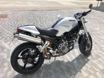 Ducati Monster S2R 1000 beschikbaar voor biedingen