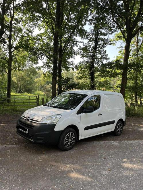 2018 Citroën Berlingo met motor vervangen (slechts 50000km), Auto's, Citroën, Bedrijf, Berlingo, ABS, Airbags, Bluetooth, Centrale vergrendeling