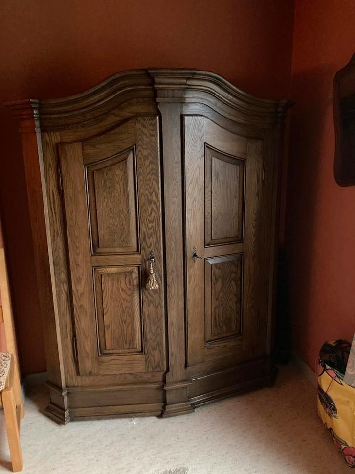 Mooie vintage 2deurs kleerkast, Antiek en Kunst, Antiek | Meubels | Kasten, Ophalen