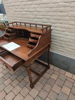 antieke bureau in eik, Antiek en Kunst, Antiek | Meubels | Bedden, Ophalen