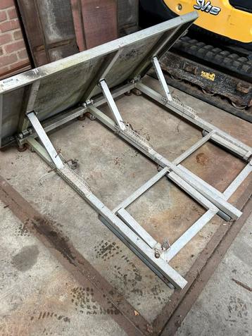 Klaas pannenverdeler pannenkar dakpannenverdeler beschikbaar voor biedingen