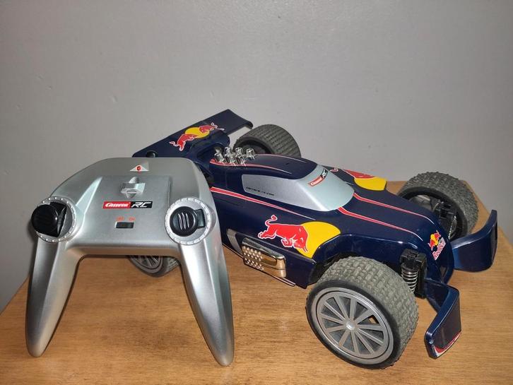 CARRERA RC Red Bull NX1 top speed 20km/u, Kinderen en Baby's, Speelgoed | Buiten | Accuvoertuigen, Gebruikt, Ophalen of Verzenden
