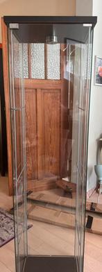2 IKEA vitrines - donkerbruin, Ophalen