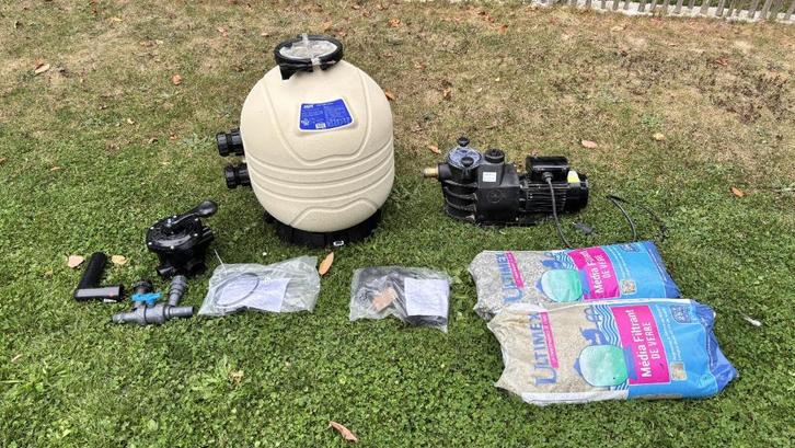 Système de filtration pour piscine extérieure, Tuin en Terras, Zwembad-toebehoren, Zo goed als nieuw, Filter, Ophalen