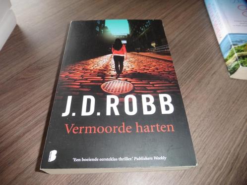 boek Vermoorde harten - J.D. Robb, Boeken, Overige Boeken, Ophalen of Verzenden