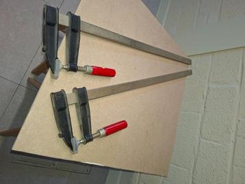 2 professionele lijmklemmen 90 cm beschikbaar voor biedingen