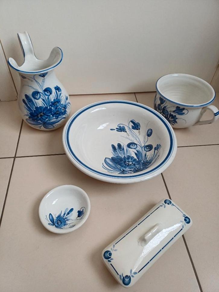 Ensemble lavabo/lampe ancien, Antiquités & Art, Antiquités | Céramique & Poterie, Enlèvement