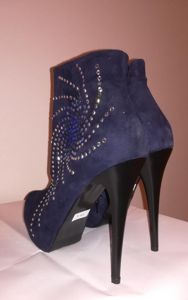 77A* Quasi Mode - bottillons luxe bleus tout cuir + diams 39, Vêtements | Femmes, Chaussures, Neuf, Boots et Botinnes, Bleu, Envoi