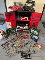 gereedschap en werktuigen & gereedschapswagen (KETER), Ophalen, Gebruikt
